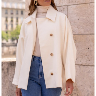 Manteau Oversize Beige Demi-Saison : Style Tendance et Confort